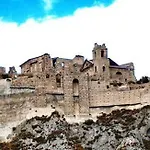 Bed and Breakfast E Casa Al Castello 4*