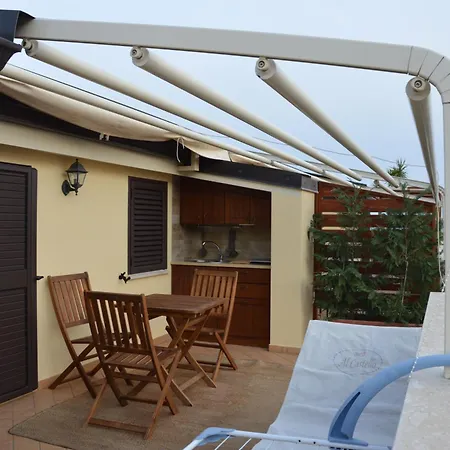 Bed & Breakfast E Casa Al Castello Roccella Ionica