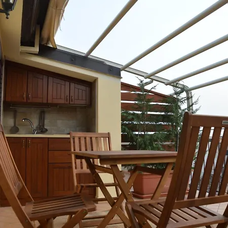 Bed & Breakfast E Casa Al Castello 4*