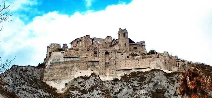 Bed & Breakfast E Casa Al Castello 4*