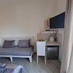 Bed & Breakfast E Casa Al Castello Roccella Ionica