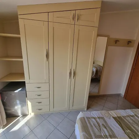 E Casa Al Castello Bed and breakfast 4*