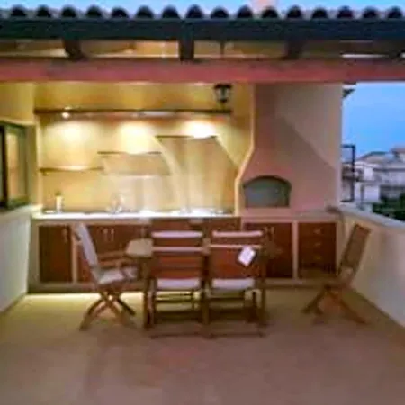 Bed & Breakfast E Casa Al Castello