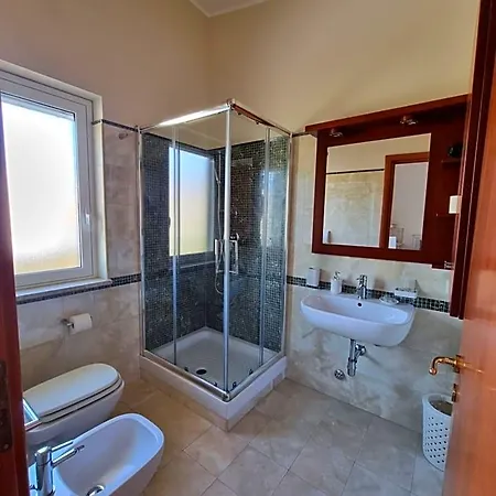 Bed & Breakfast E Casa Al Castello