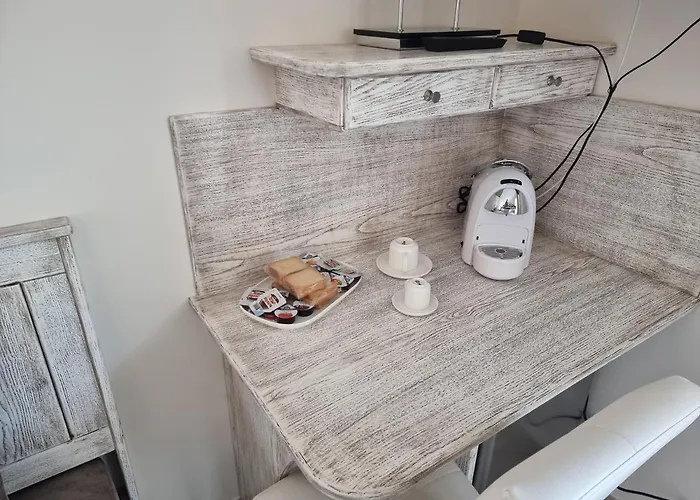 E Casa Al Castello فندق مبيت وإفطار 4*