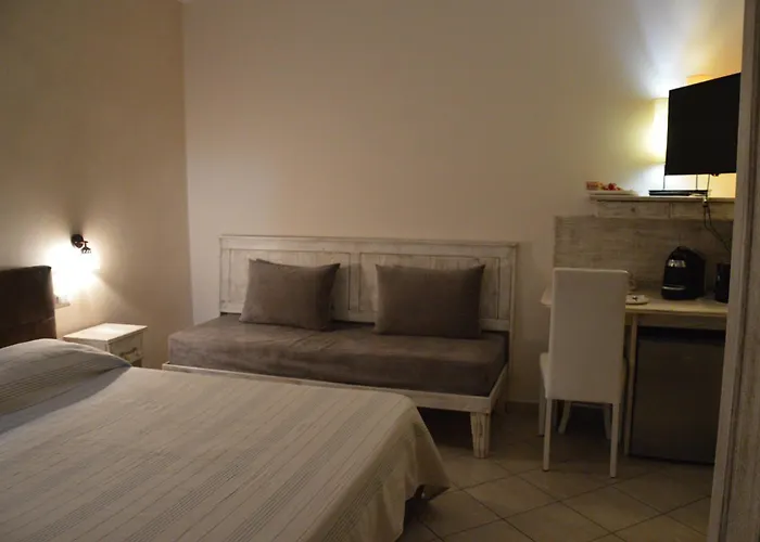 E Casa Al Castello روشيلا لونيكا